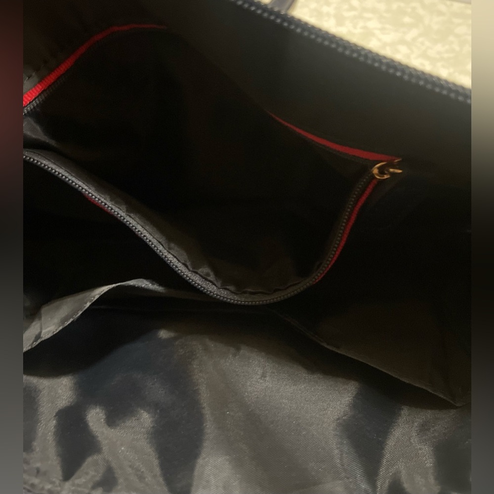 Tommy Hilfiger Purse - Picture 5 of 13